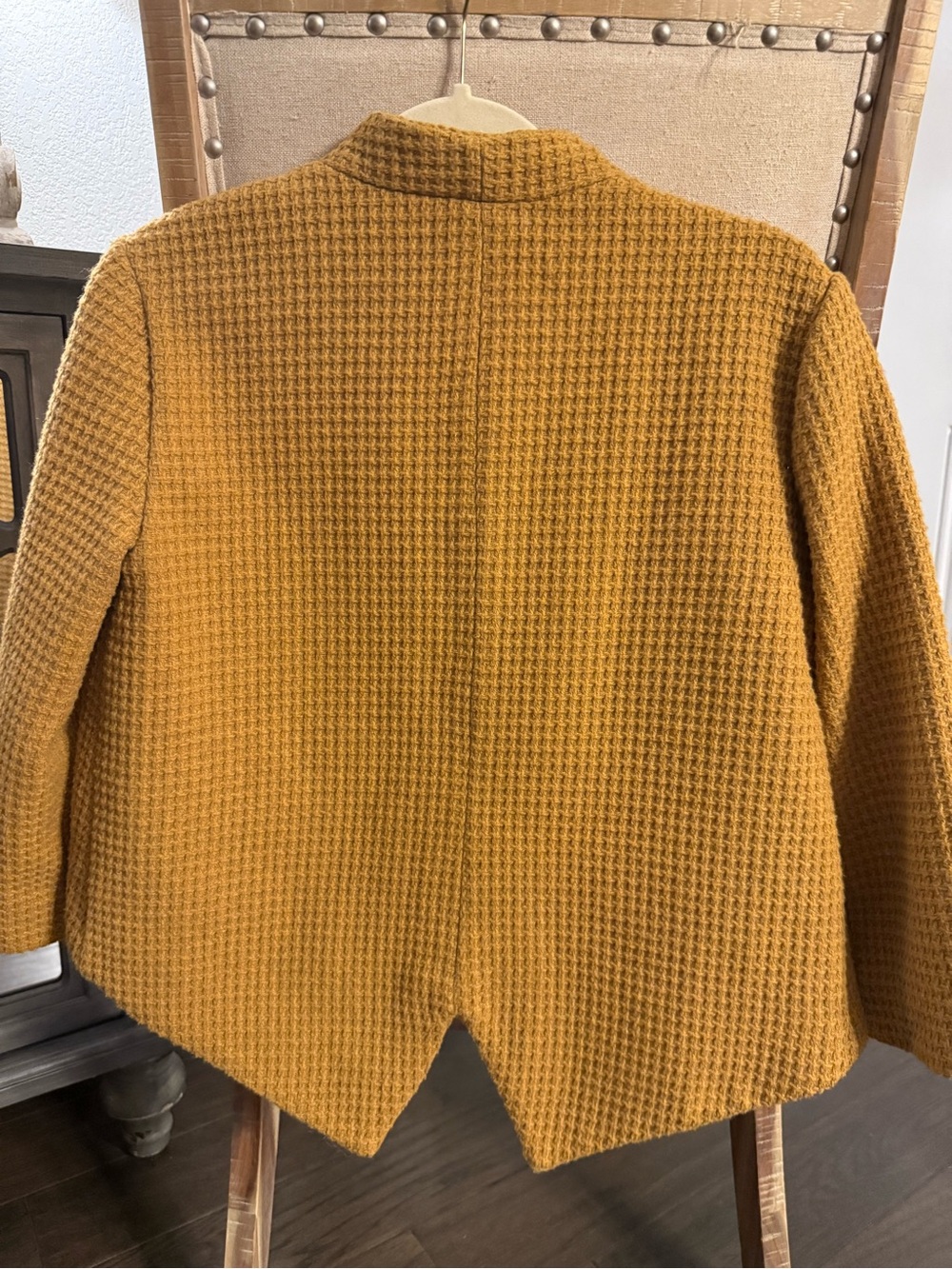 BB Dakota Mustard Textured Open-Front Cropped Blazer - Picture 3 of 5